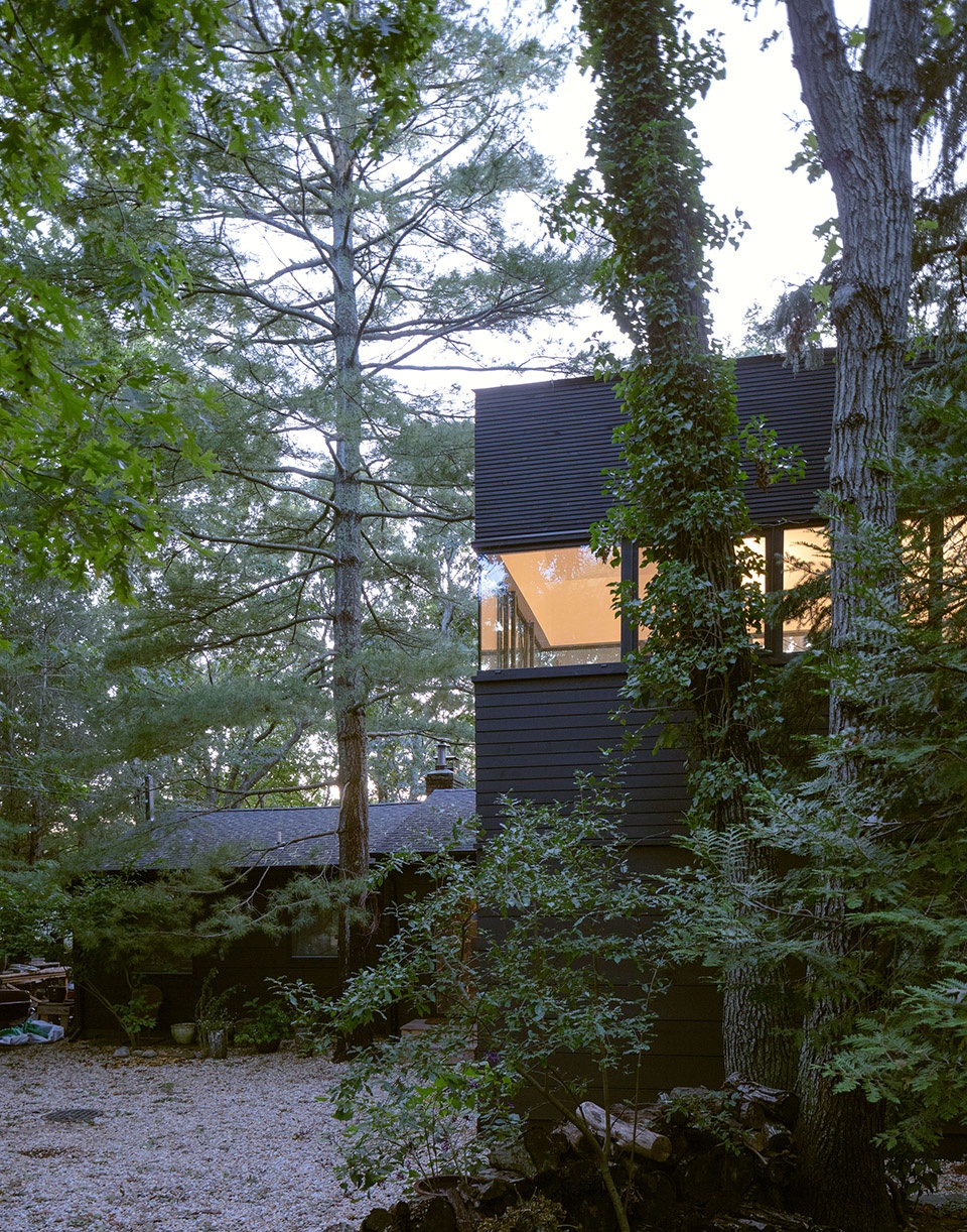 spring artist studio by worrell yeung