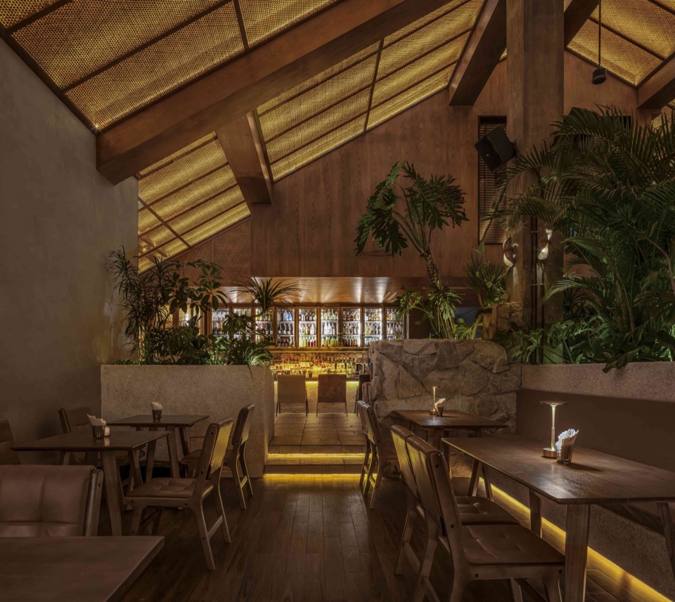 the bond restaurant by daga architects