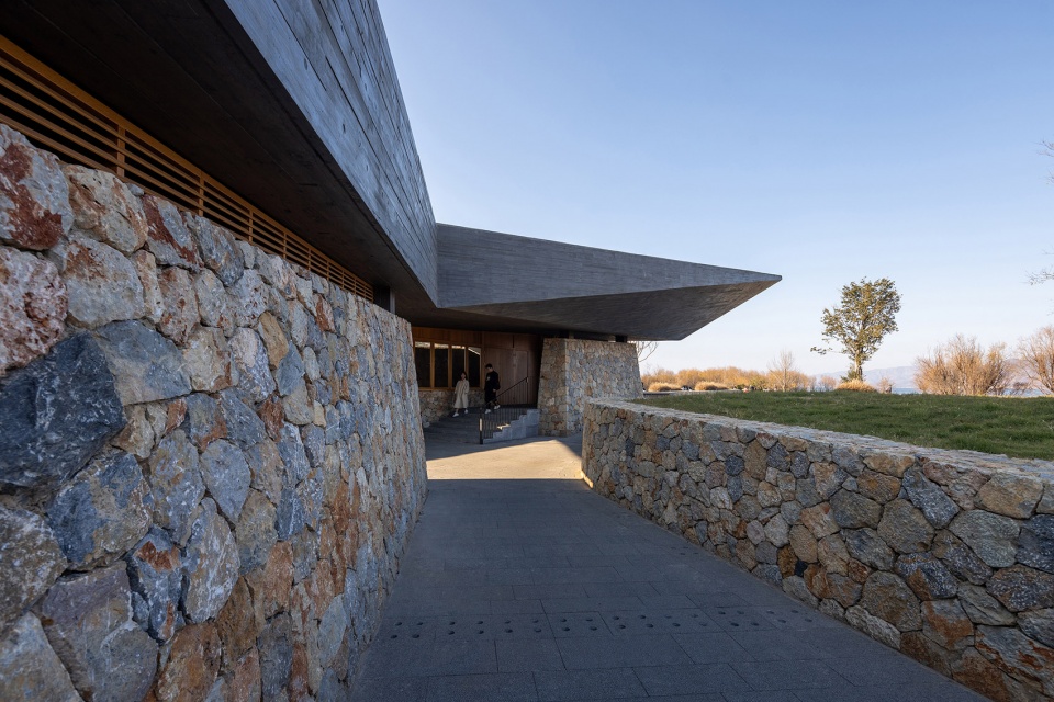 Dali Erhai Lake Ecological Rest Station China by Meng Fanhao line studio