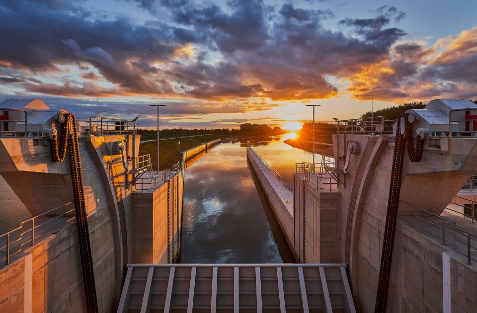 The Mosoni Danube Flood gate Control Building by TeRHaLoZAT