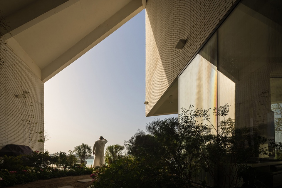 Tent House by TAEP AAP