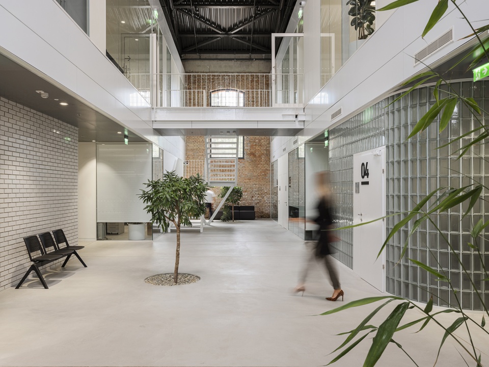 land registry department of the municipal civil court in zagreb by more arhitekture