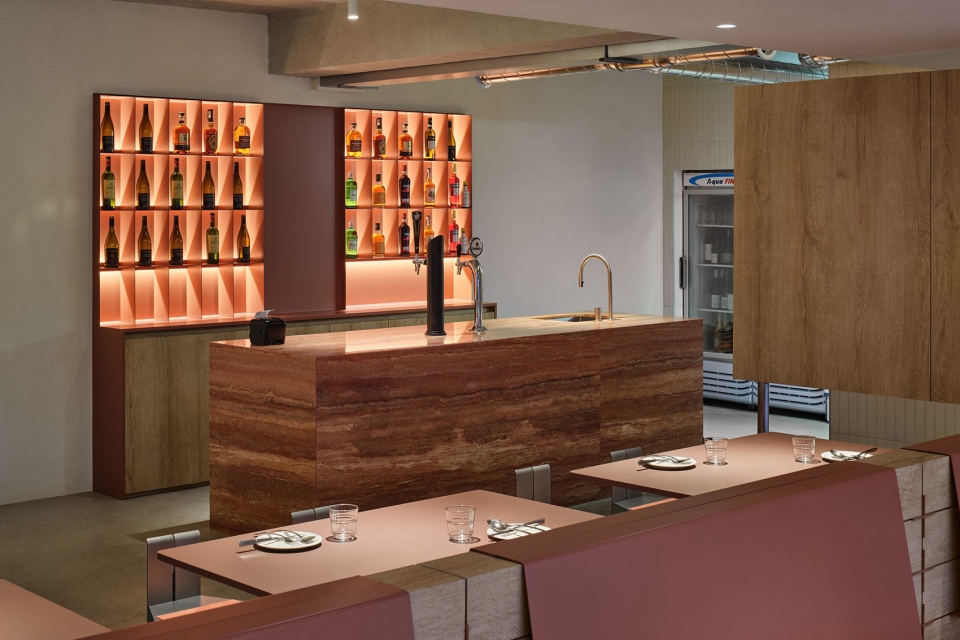 Slowyard BBQ Restaurant Bar Indiesalon