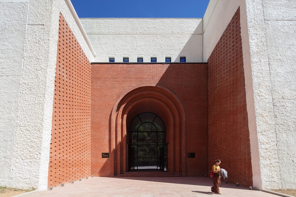 deba library by rong zhaohui studio zradi