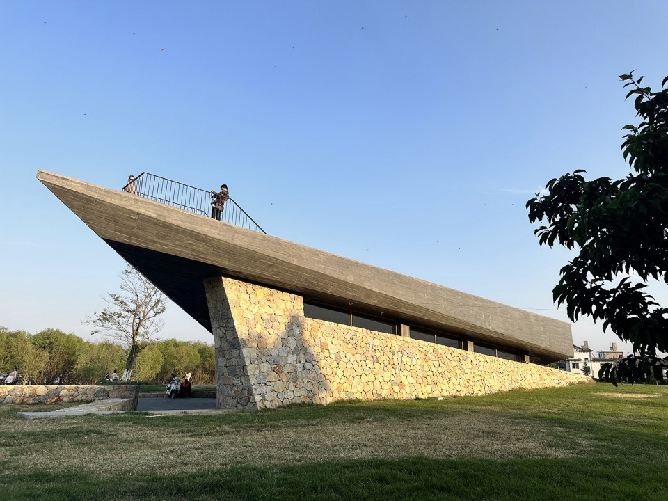 Dali Erhai Lake Ecological Rest Station China by Meng Fanhao line studio