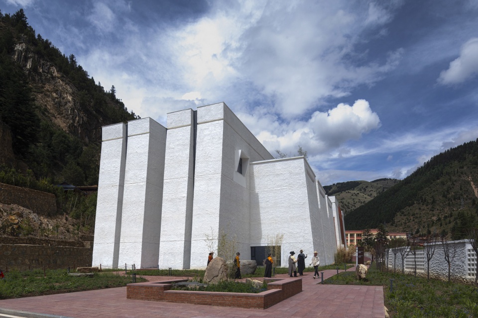 deba library by rong zhaohui studio zradi