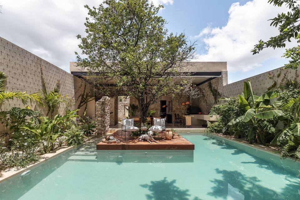 Casa Paakal by Workshop Diseno y Construccion
