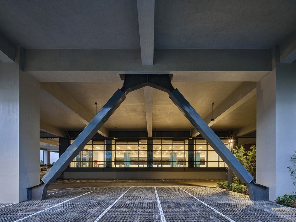 xian gaoxin no 1 high school expansion and social shared car park construction project