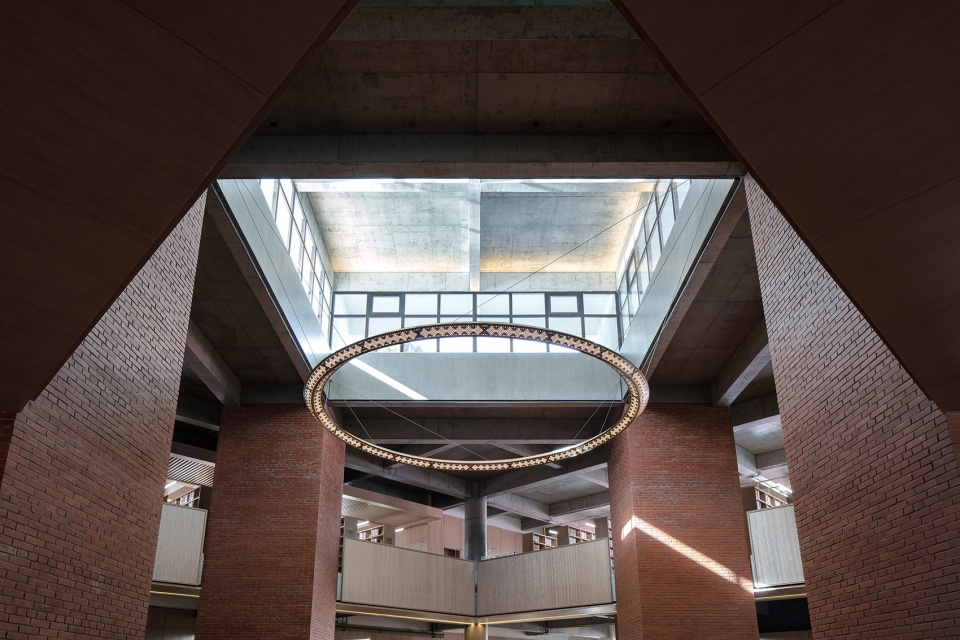 deba library by rong zhaohui studio zradi