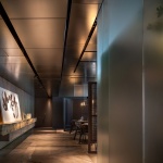 放盐 · 晶采轩深圳黑金店 / 东仓建设