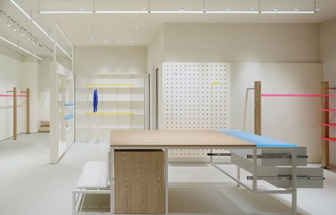 素然成都太古里Flat公寓店，四川 / FLIP设计工作室