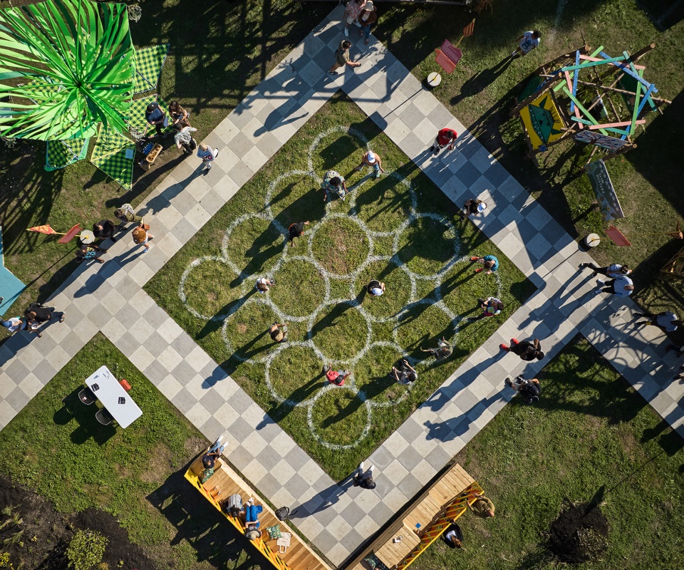 chicago sukkah design festival by could be design and lpus