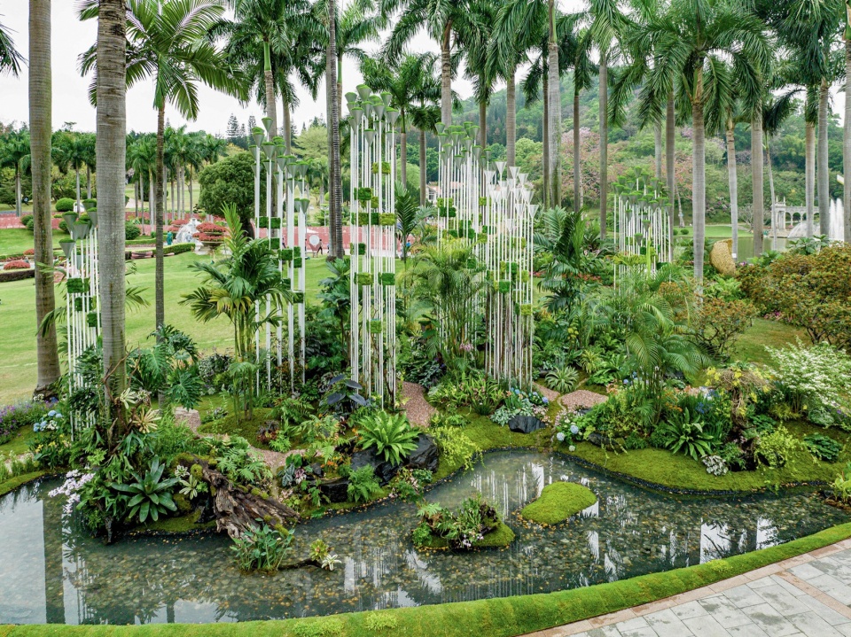 Dreams Between Mountains and Sea: Shenzhen Garden of 30th 