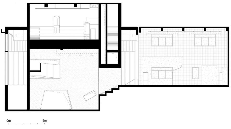 D1、D2地下一层至二层剖面图 D1D2 B1 to L2 Section ©Studio 10