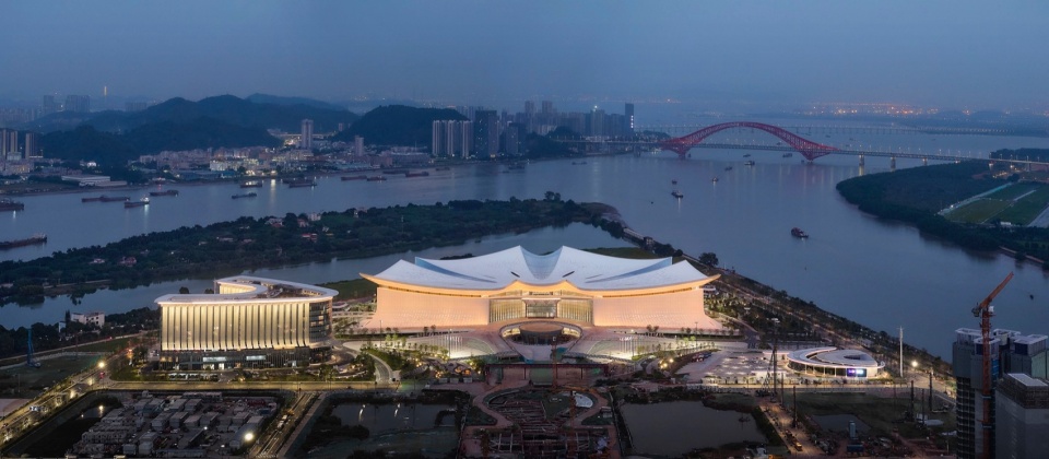 ▲夜色下的南沙国际金融论坛(IFF)永久会址 IFF Convention Center at dusk@章鱼见筑
