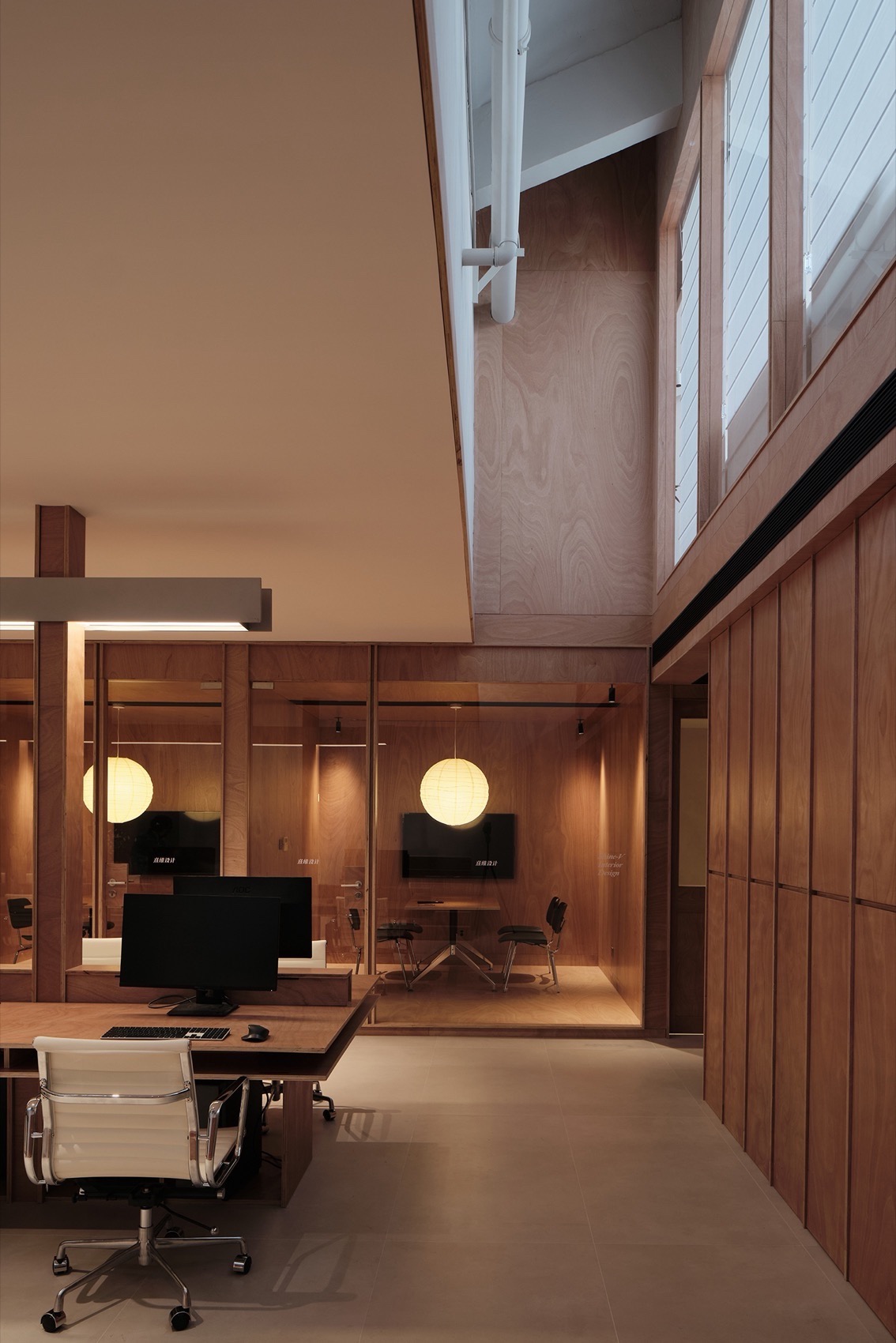 Shine-V Workspace by Shine-V Interior Design - 谷德设计网
