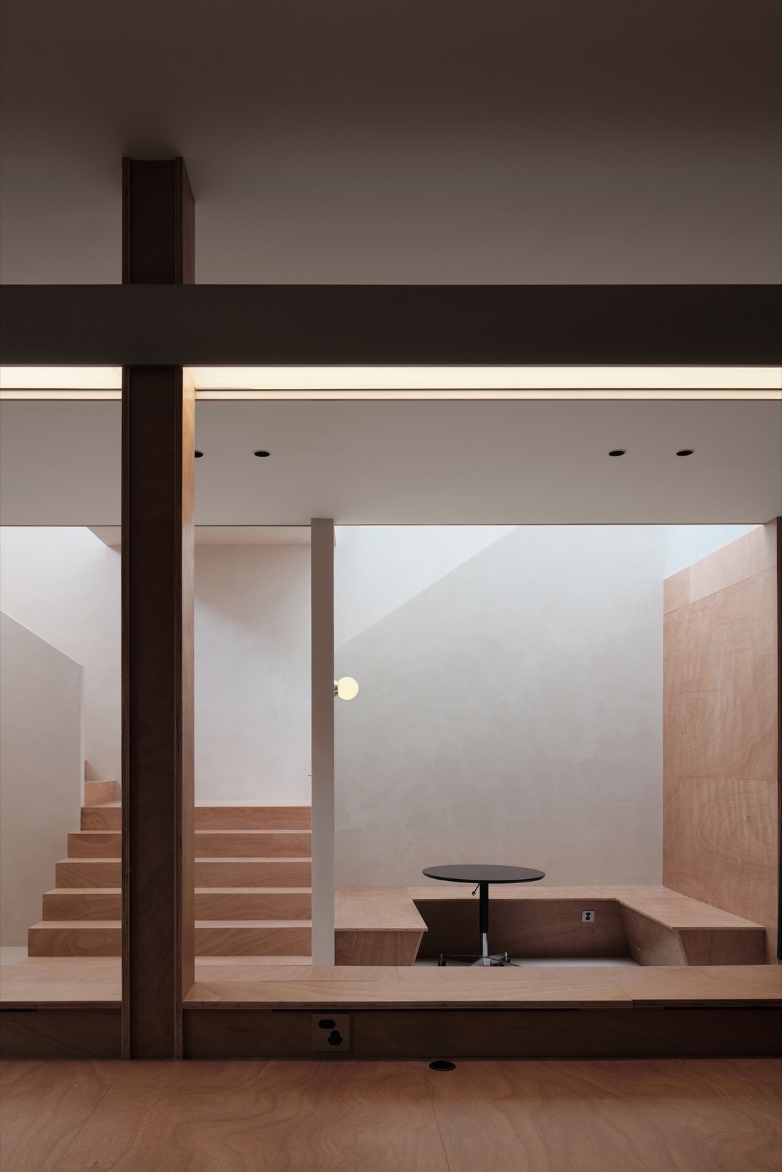 Shine-V Workspace by Shine-V Interior Design - 谷德设计网