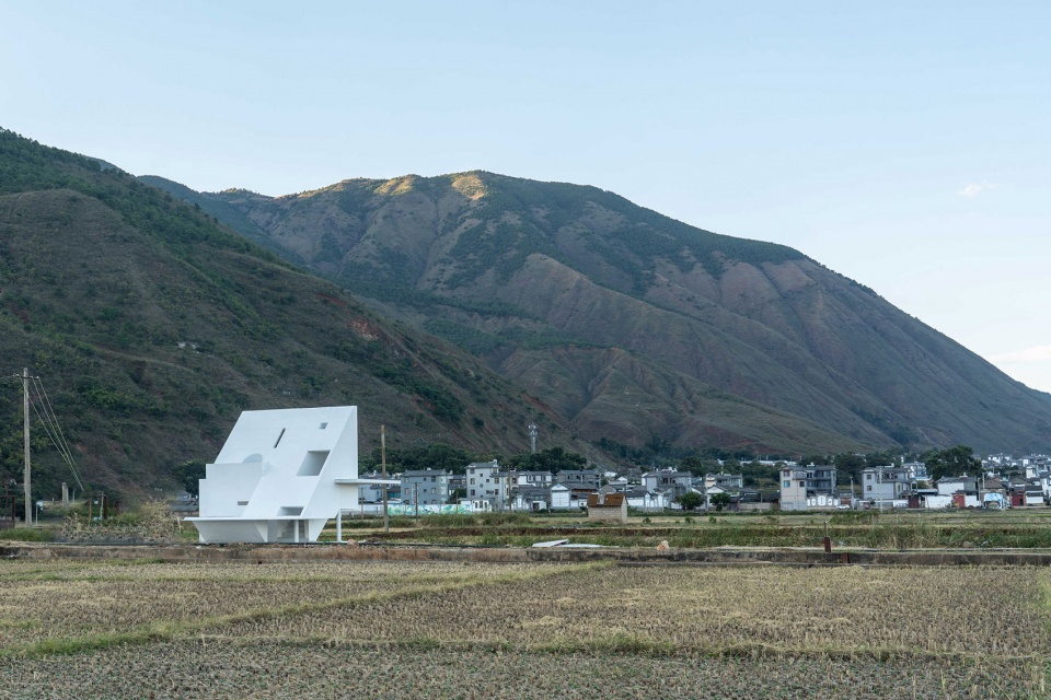 concrete pavilion pumping station by lin architecture x5h