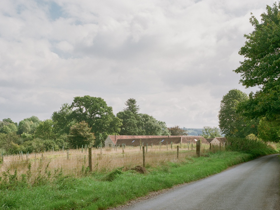 wraxall yard by clementine blakemore architects