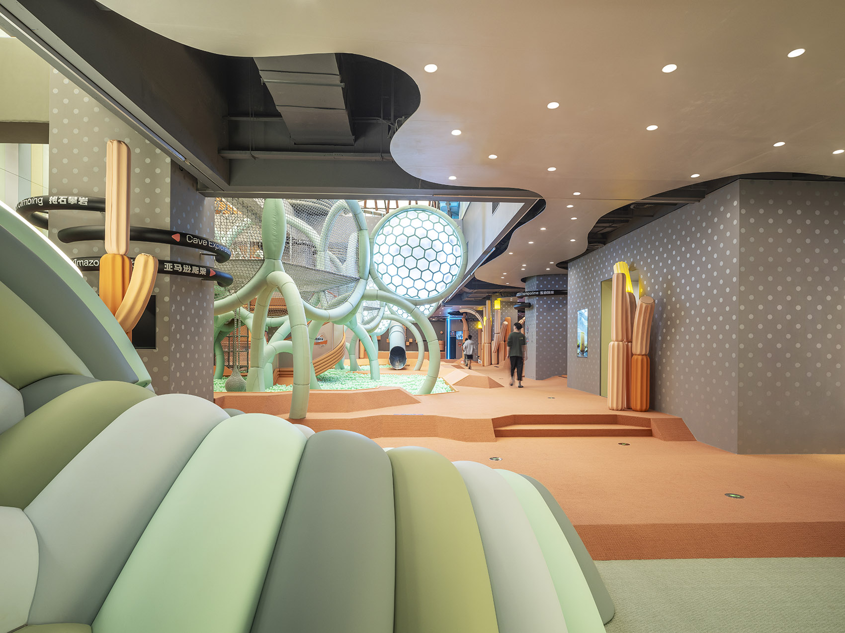 Sports Activity Centre by waa - 谷德设计网