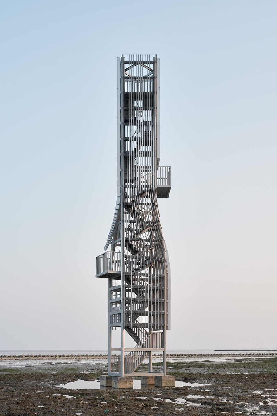 扭转塔和螺旋站 上海海上的生态基础设施 合尘建筑