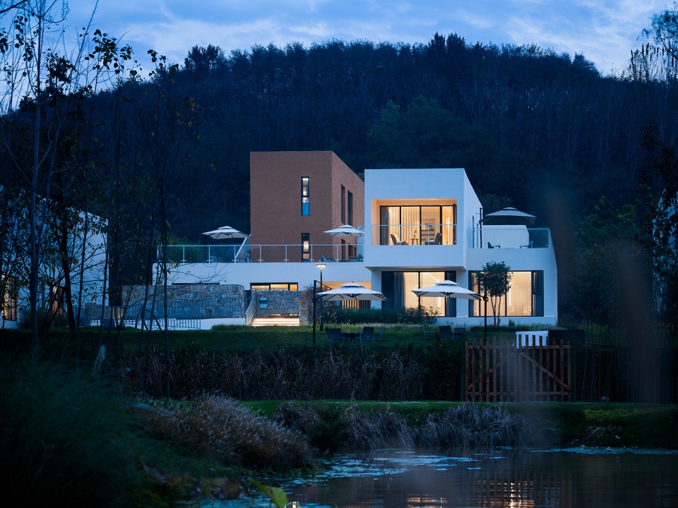 General s hometown Rural Homestay China by Jimude Architects
