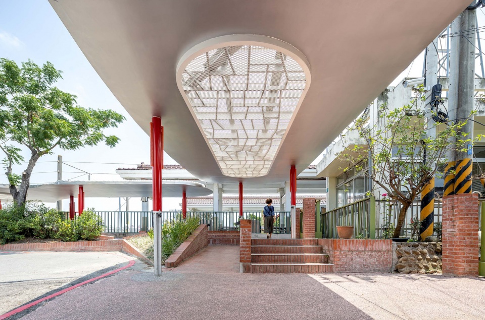 Pointed Pavilion J.R Architects