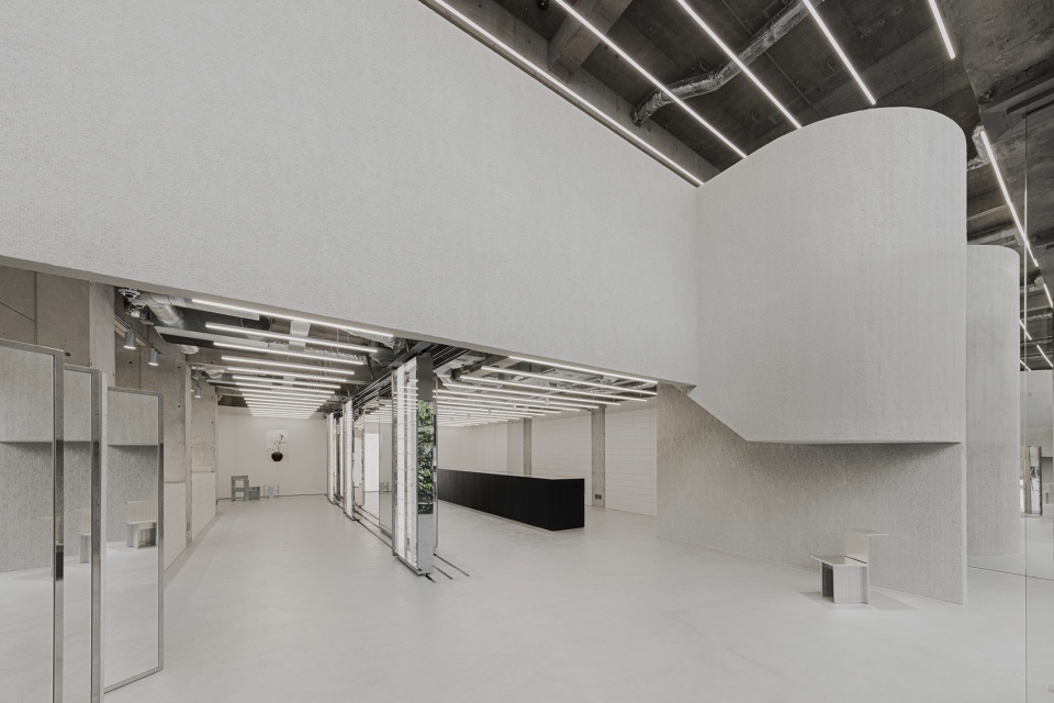 tom wood flagship store by specific generic