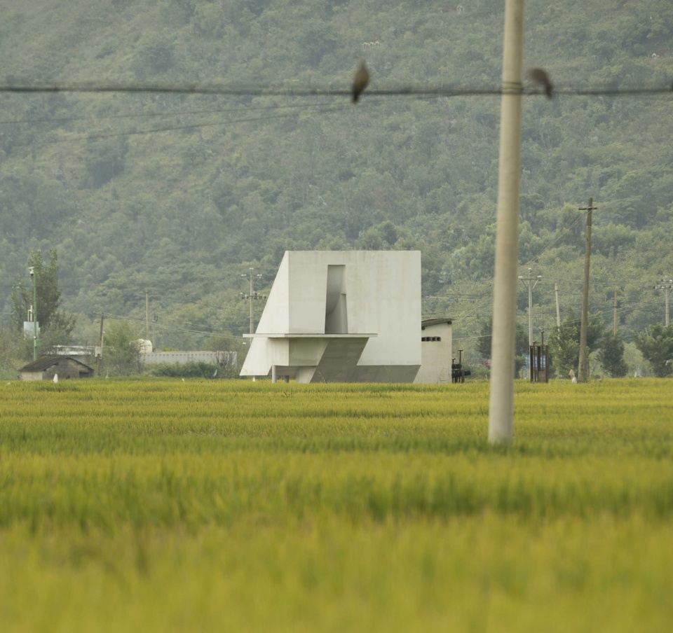 concrete pavilion pumping station by lin architecture l4l