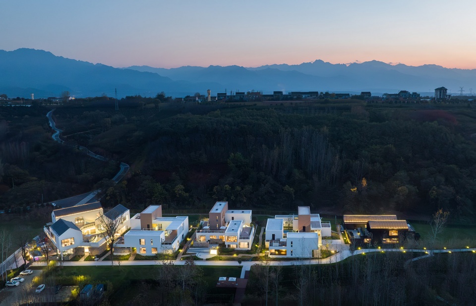 General s hometown Rural Homestay China by Jimude Architects