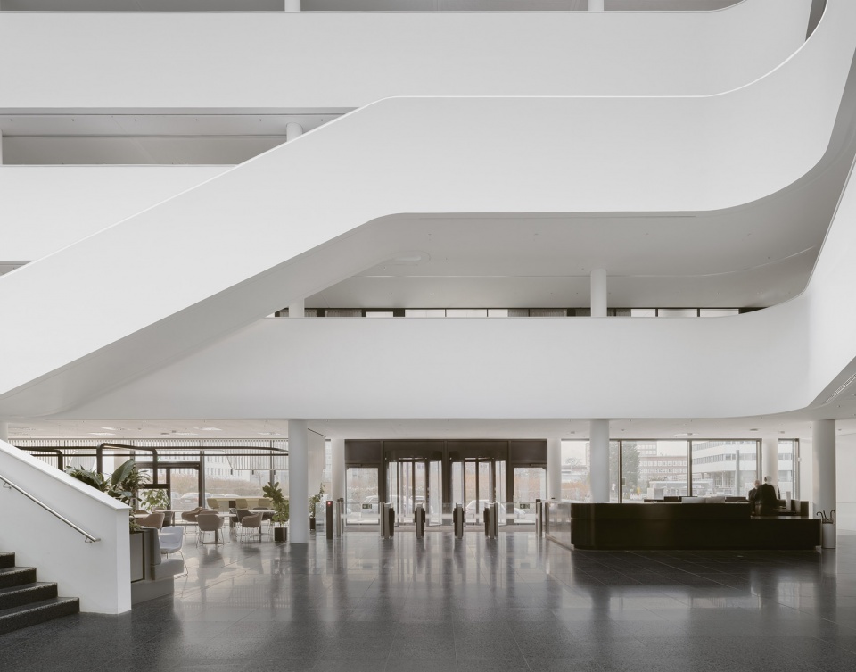 continental headquarters by henn