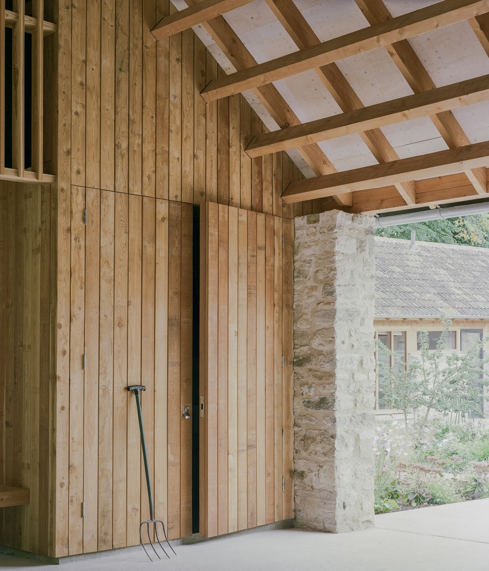 wraxall yard by clementine blakemore architects