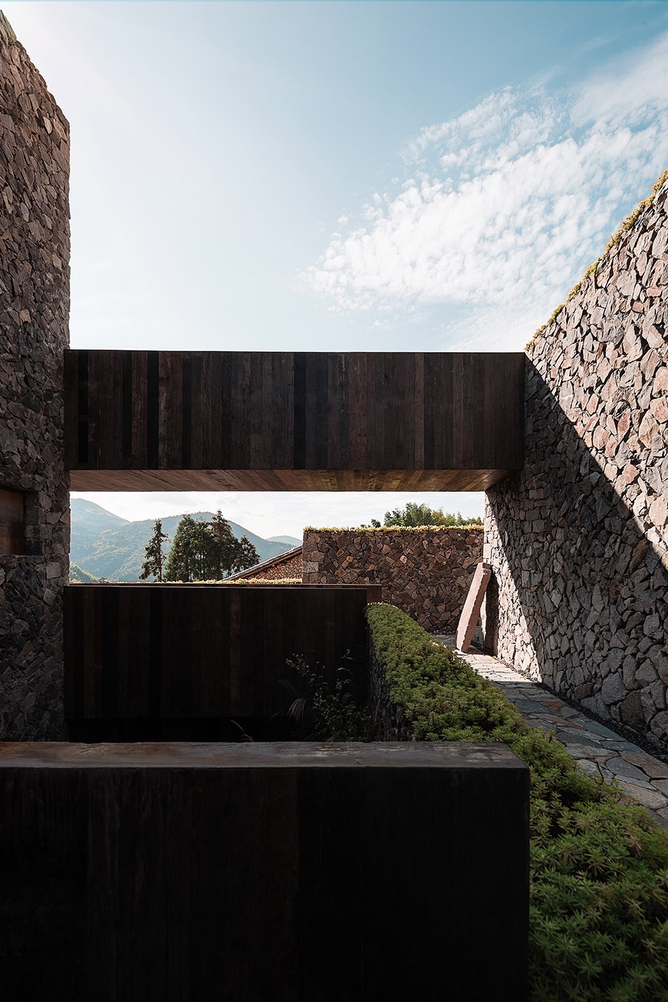 Murka Hotel Phase I China by Hangzhou Sisuo Architural Space Design Hangzhou Lanting Decoration Design