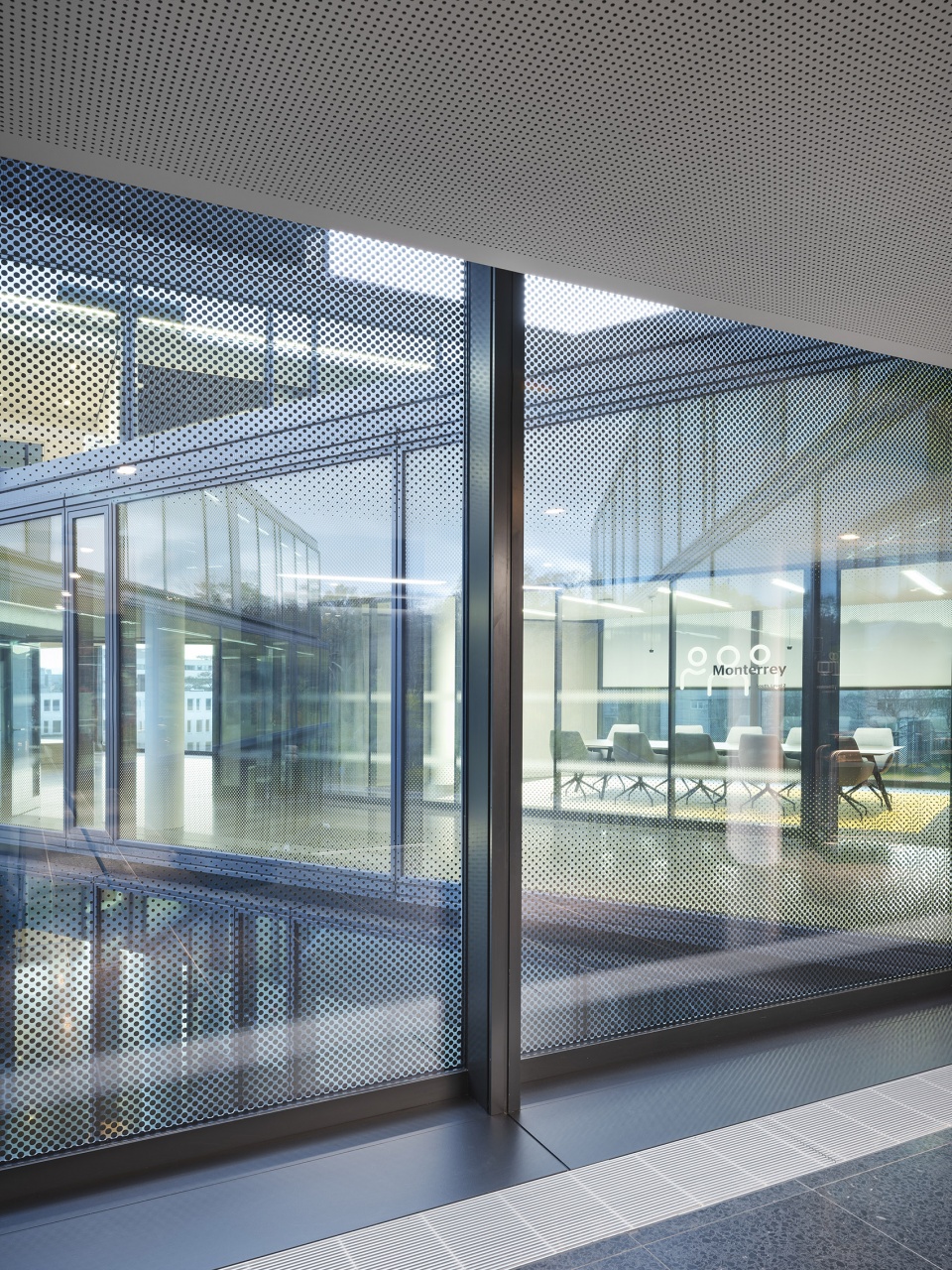 continental corporate headquarters by ippolito fleitz group