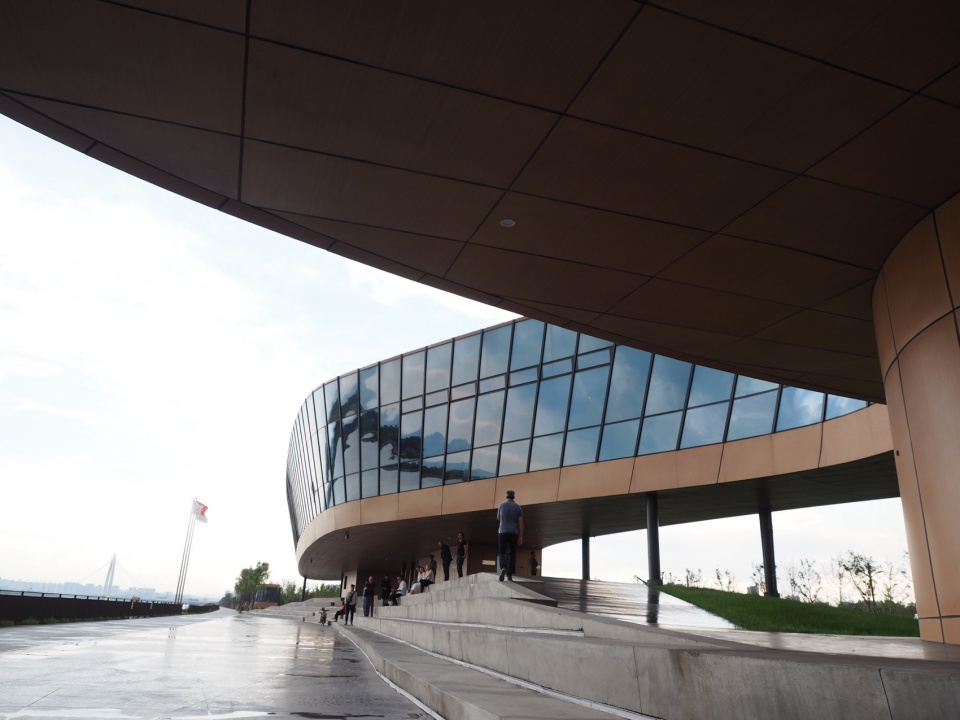 taiyuan water sport center by delugan meissl associated architects