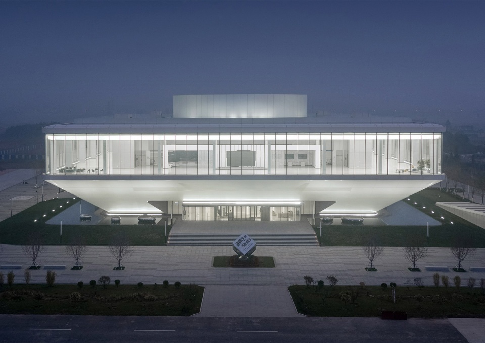 Promotion Center of High Tech Park China by Yunchao Xu Atelier Apeiron SZAD