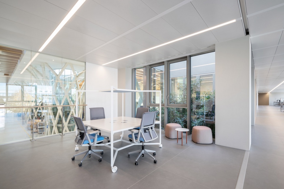 building s r d tetra pak modena campus by zpz partners