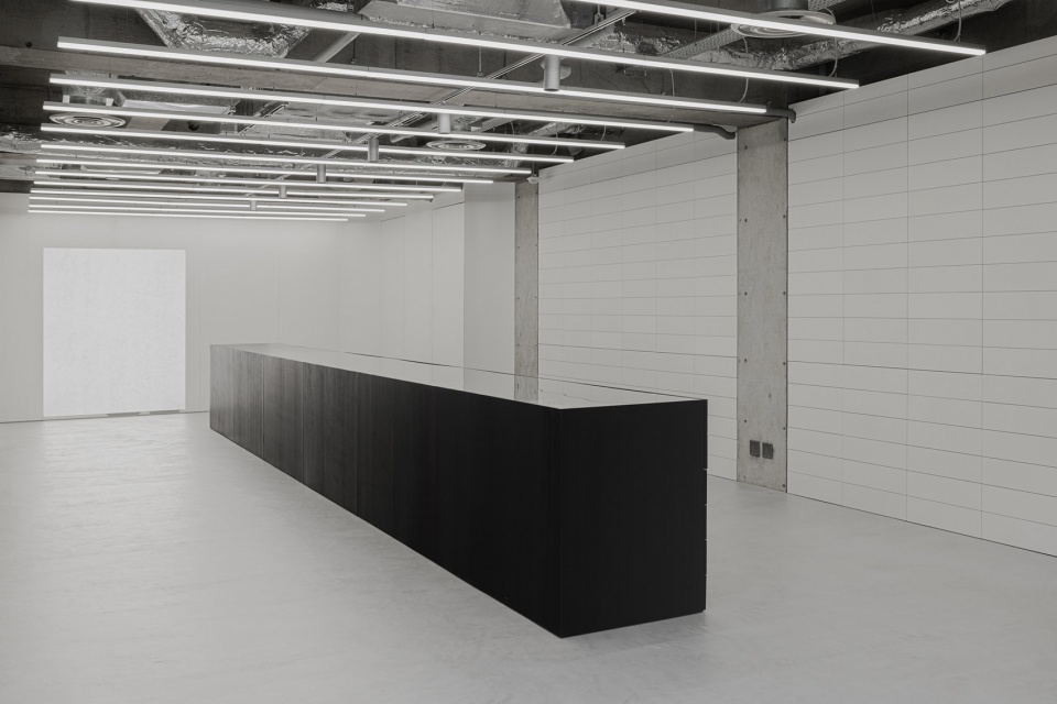 tom wood flagship store by specific generic