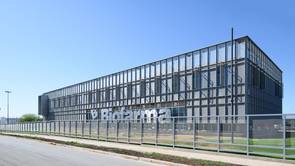 BIOFARMA office building Santiago Viale y Asociados
