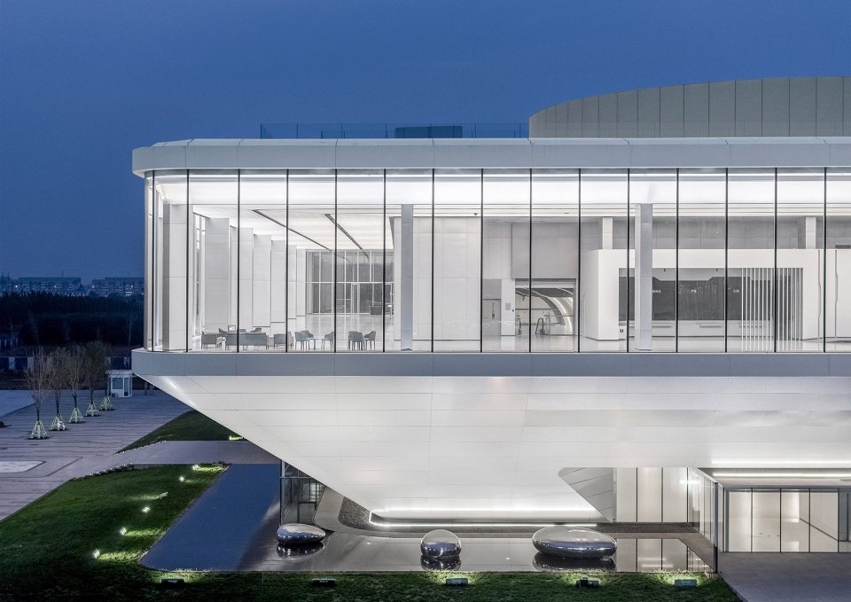 Promotion Center of High Tech Park China by Yunchao Xu Atelier Apeiron SZAD