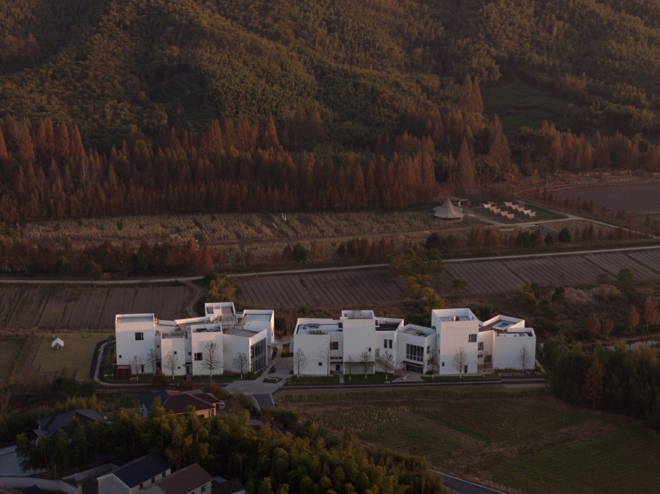 田中聚落西坡劳岭良室 跳房子建筑工作室