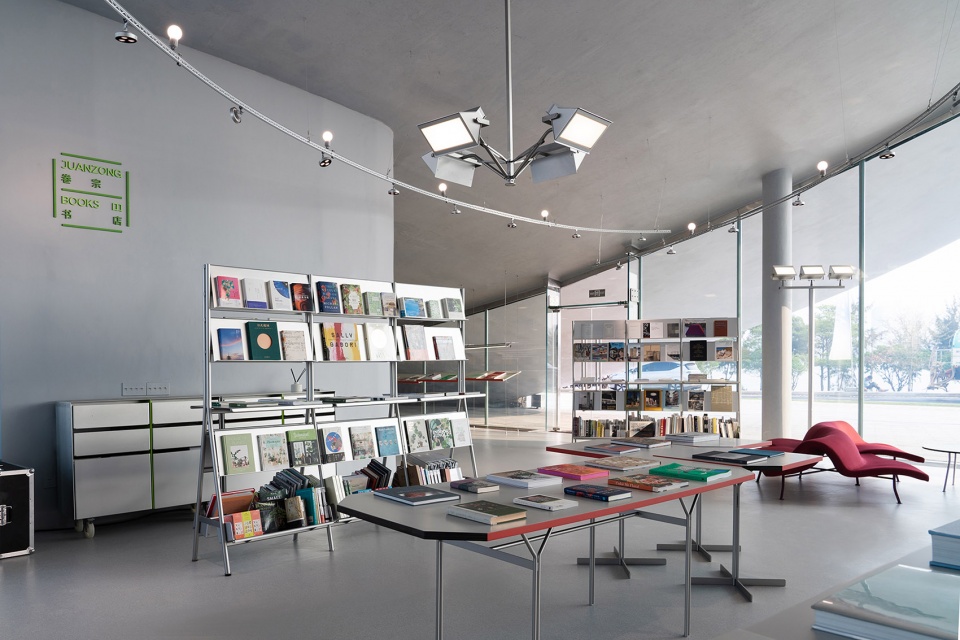 Interior and furniture design of JUANZONG BOOKS cafe by CASE PAVILION rdl