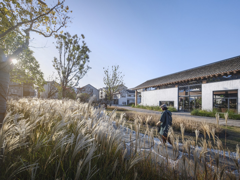xinchang back garden renovation by udg china