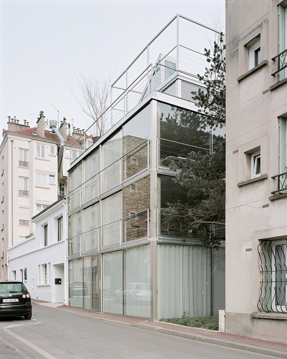 larl building by philippe dubus architectes
