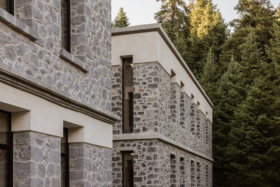 manna hotel by k studio