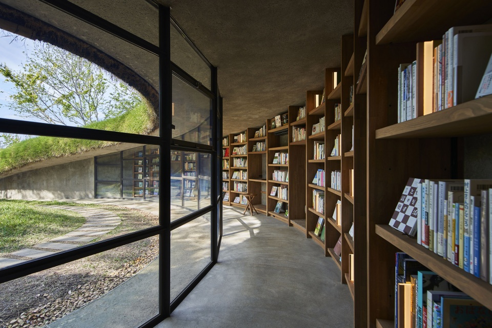 library in the earth by hiroshi nakamura nap
