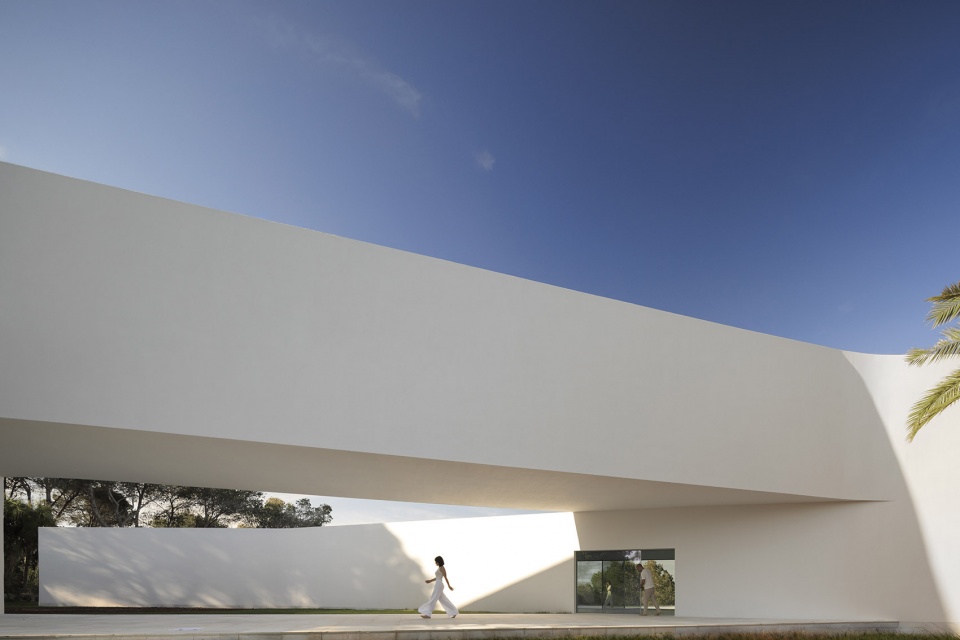 CASA SABATER by FRAN SILVESTRE ARQUITECTOS