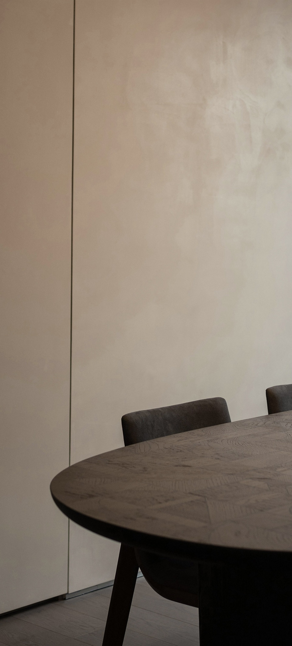 interior design of a duplex apartment on the bund by found architects 拷贝