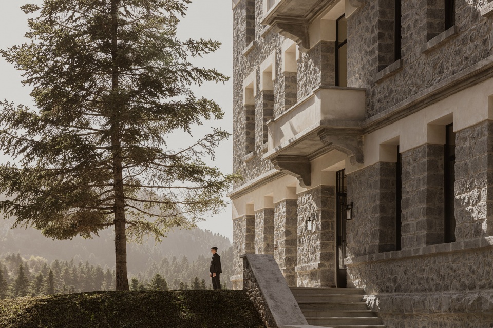 manna hotel by k studio