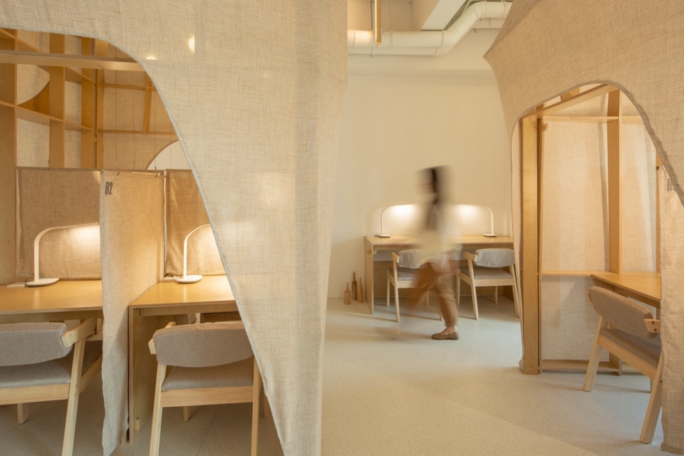 开放自习区一角 Corner of Open Study Area skyline study studio